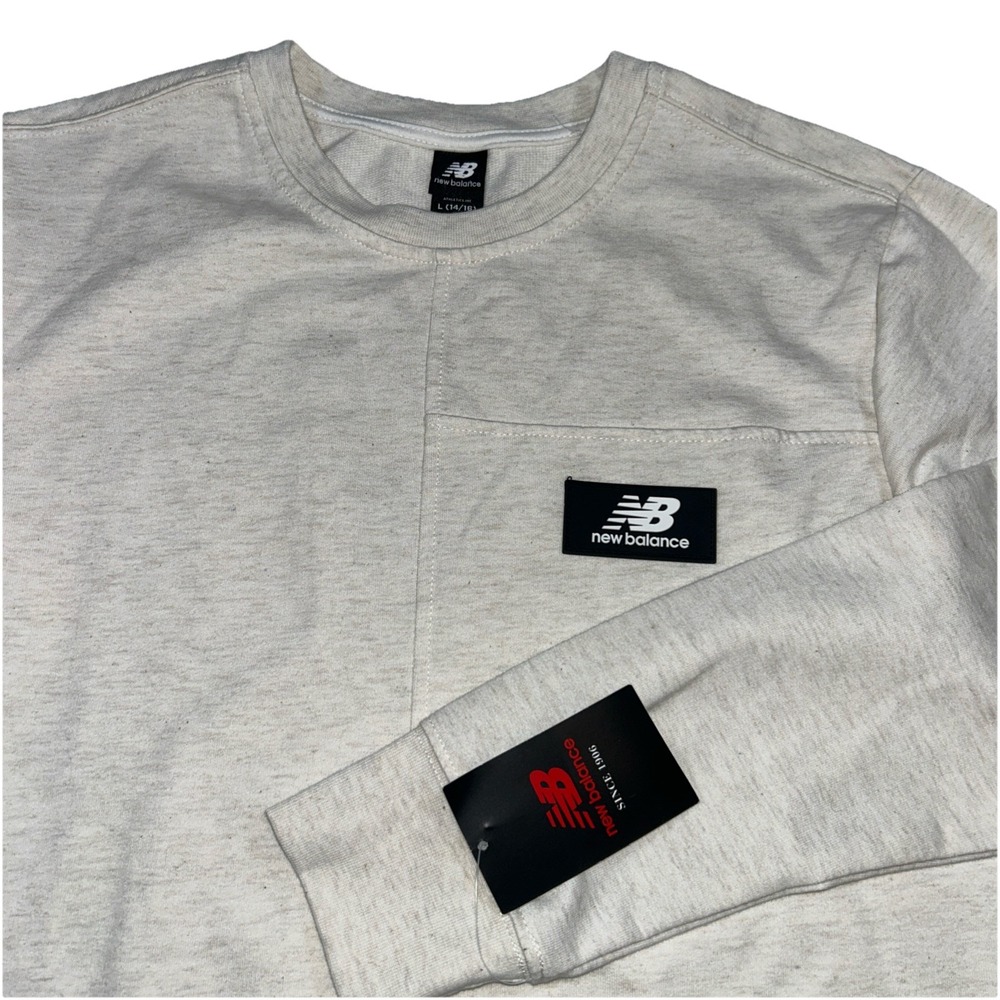 NWT New Balance Lifestyle French Terry Pullover Kids L (14/16)  Rubber NB Patch‎